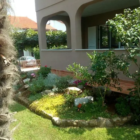 아파트 Sven-marino *